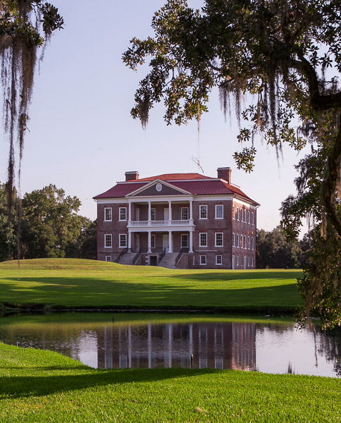 Drayton Hall House & Museum in Charleston SC. 