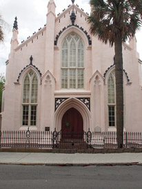 Fun things to do in Charleston : French Protestant Huguenot Church. 